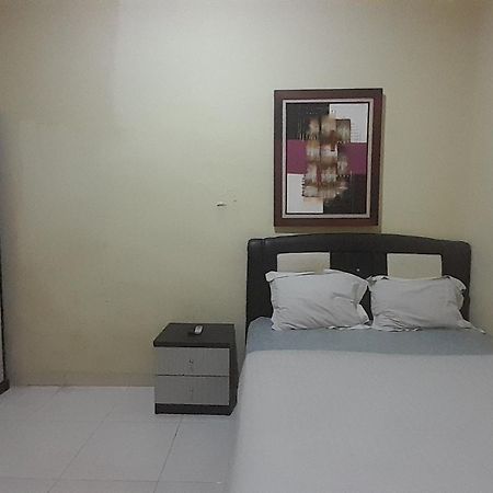 Oyo 93417 Homestay Bunga Rinte Syariah Near Komp Perumahan Stella Ressidence 2 メダン エクステリア 写真