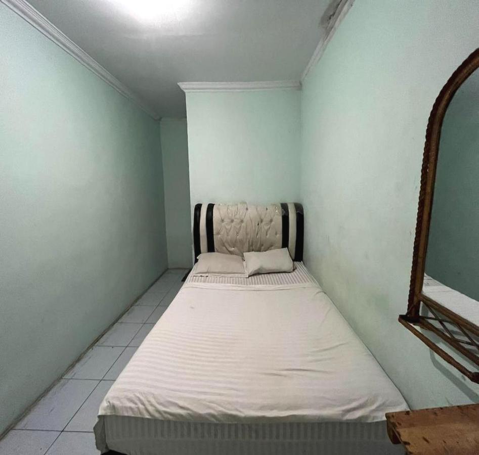 Oyo 93417 Homestay Bunga Rinte Syariah Near Komp Perumahan Stella Ressidence 2 メダン エクステリア 写真