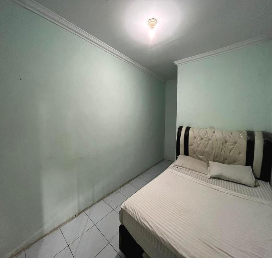 Oyo 93417 Homestay Bunga Rinte Syariah Near Komp Perumahan Stella Ressidence 2 メダン エクステリア 写真